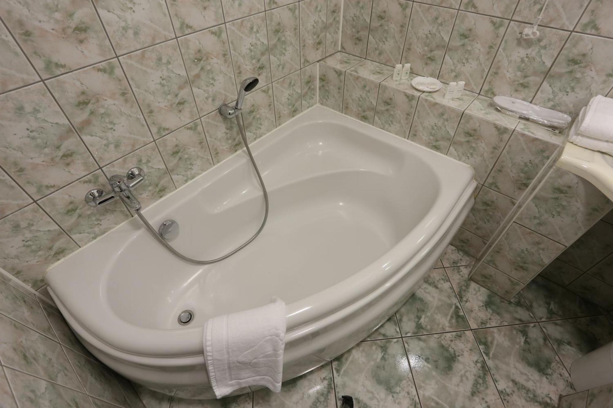 Hotel Ior Poznań Rum bild