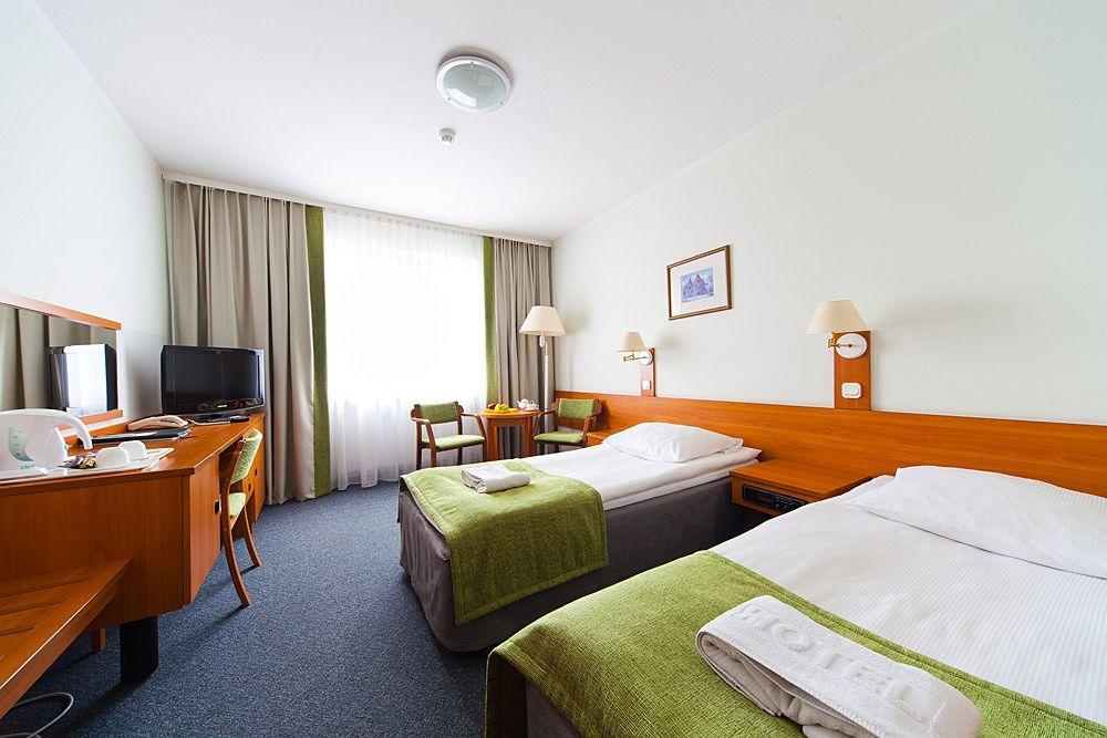 Hotel Ior Poznań Exteriör bild