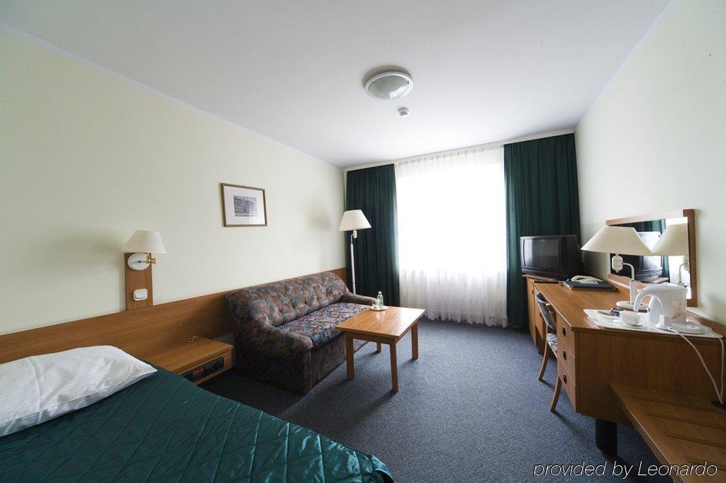 Hotel Ior Poznań Exteriör bild